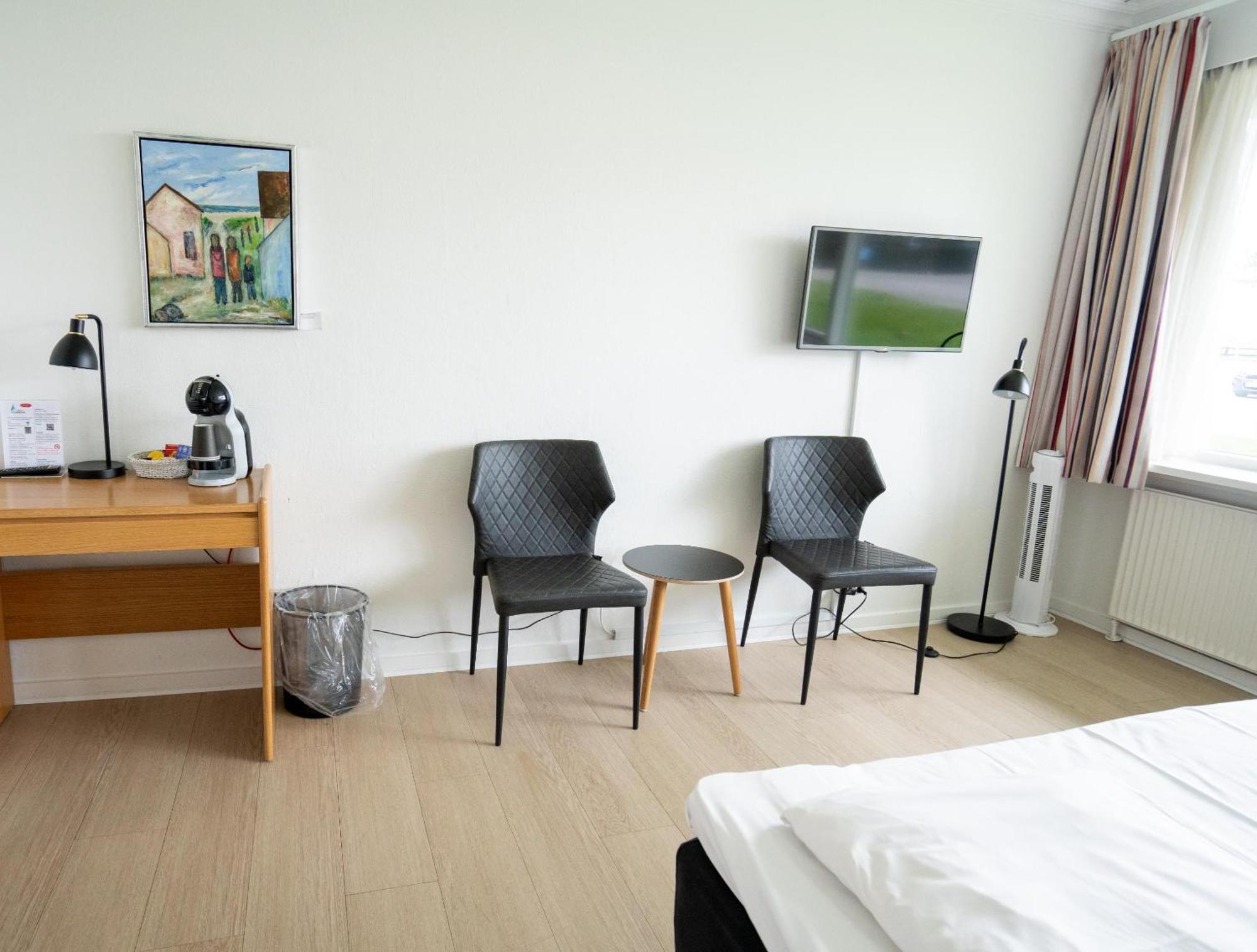 Hotel Marina Ґрено Екстер'єр фото